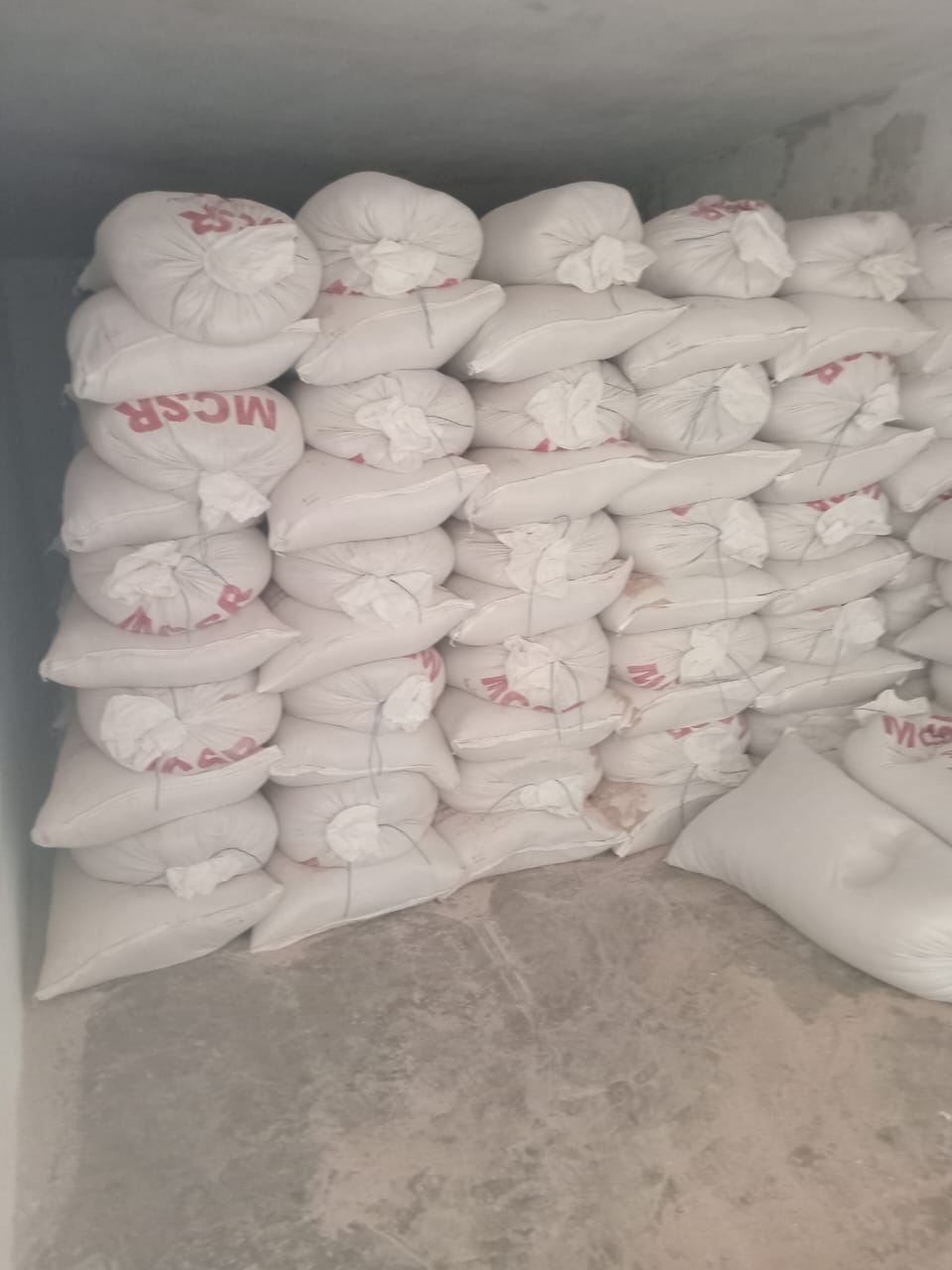 العيون: رفع مخالفات اقتصادية وحجز كميات من العلف ضمن الاخلال بتراتيب الدعم والترفيع في الأسعار 